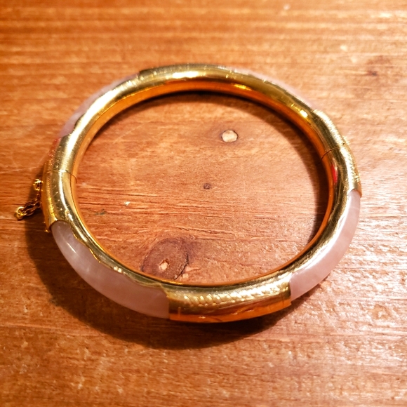 Rose Quartz & Gold Bangle - Picture 1 of 4